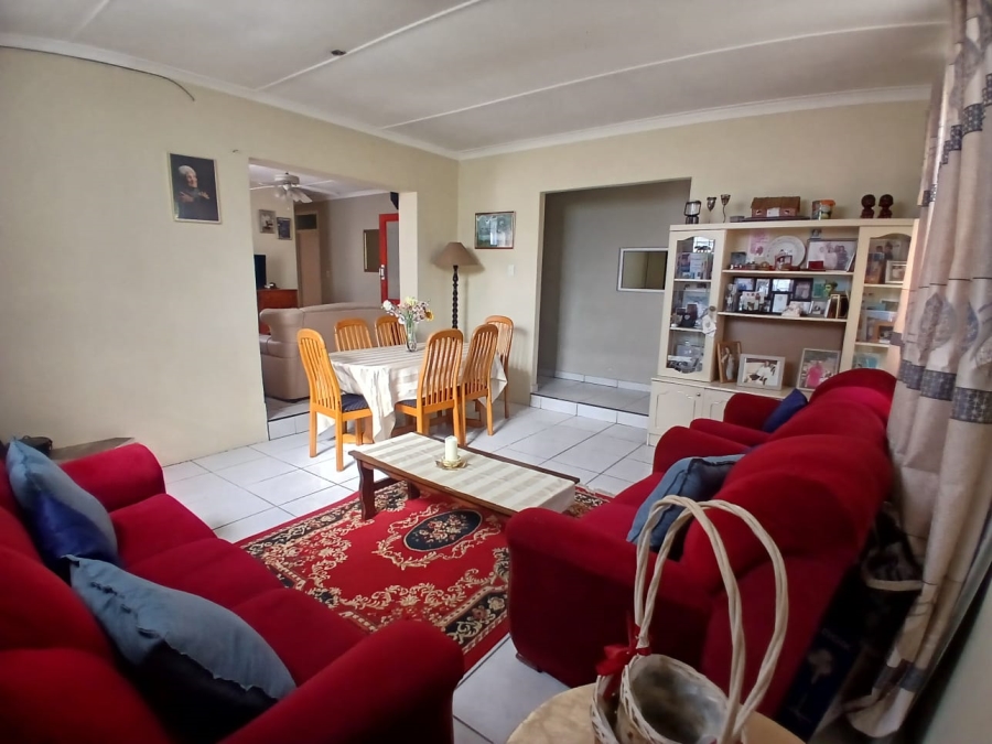 3 Bedroom Property for Sale in Silversands Western Cape
